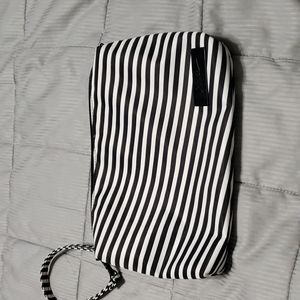 Ju-Ju-Be be quick black majic